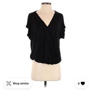 Elegant Amour Vert Black Women's Top